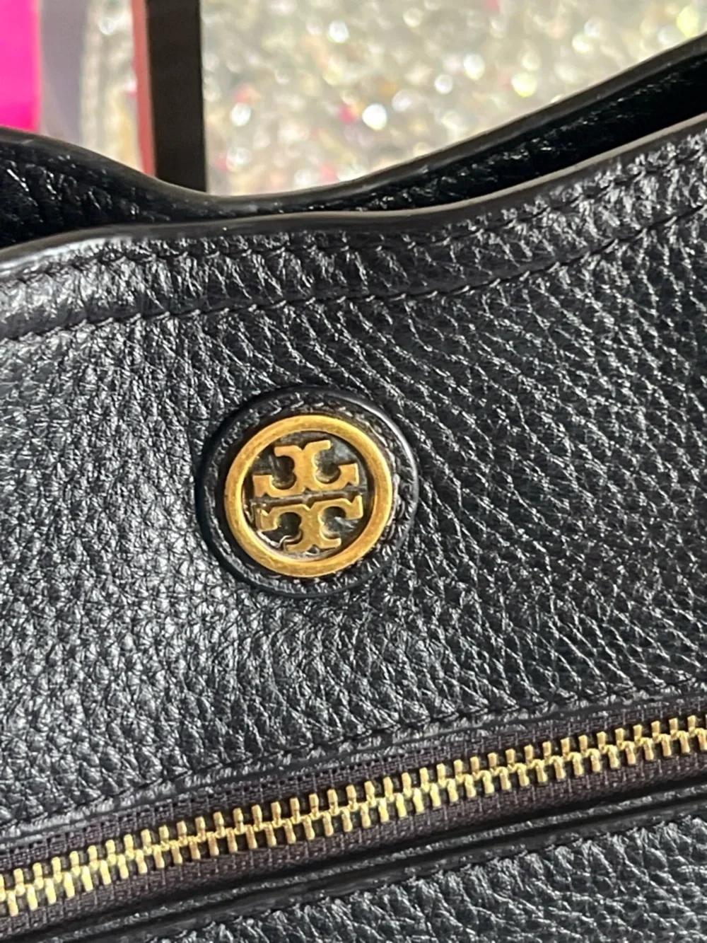 Tory Burch Black pebble leather Interior Lining Gold Zip handbag /shoulder bag